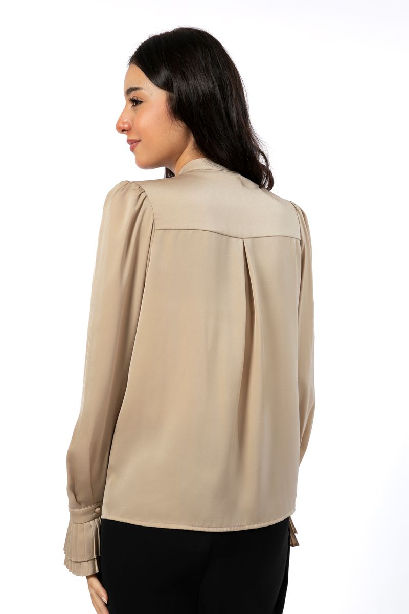 قميص نسائي برباط على الرقبة