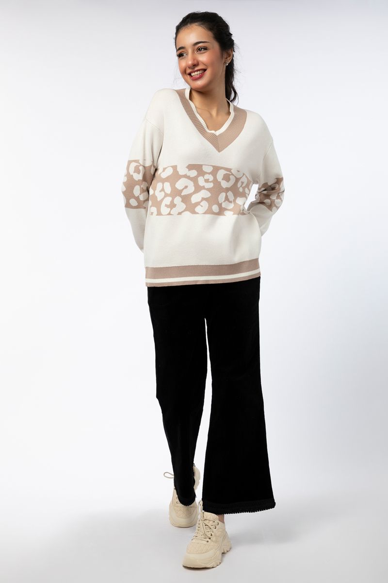 knitted women sweater with prints