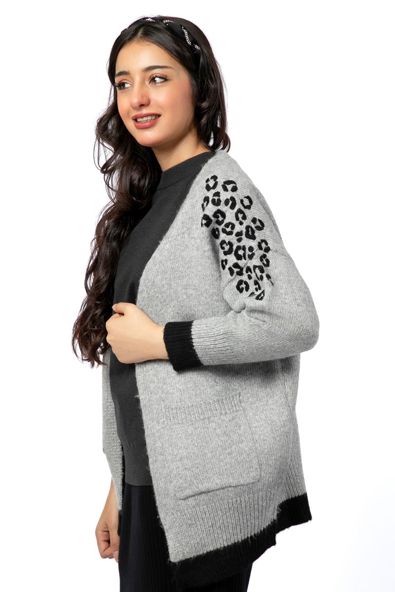 women knitted cardigan with contrast details