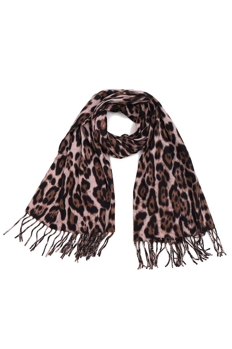 women knitted winter scarf