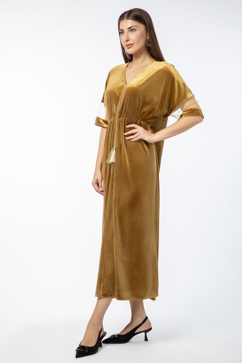 فستان نسائي مخمل بأكمام شفافة