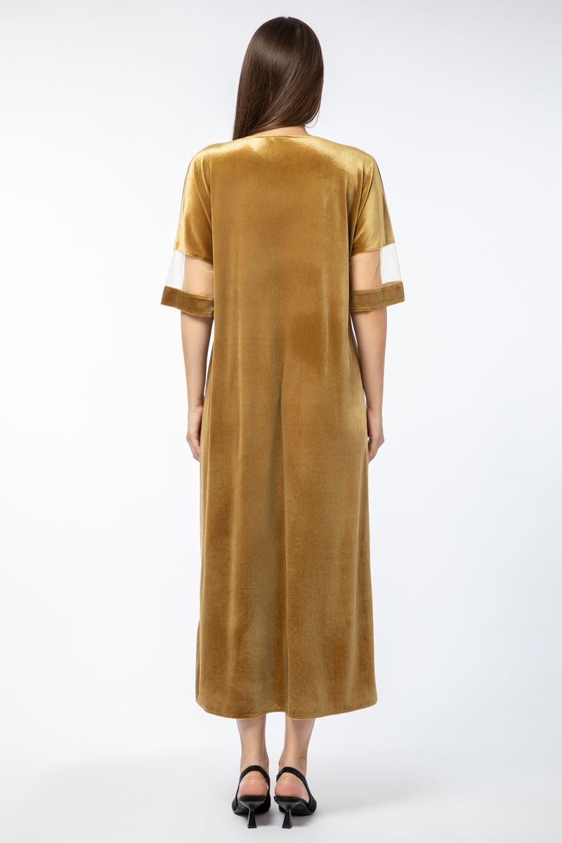 فستان نسائي مخمل بأكمام شفافة