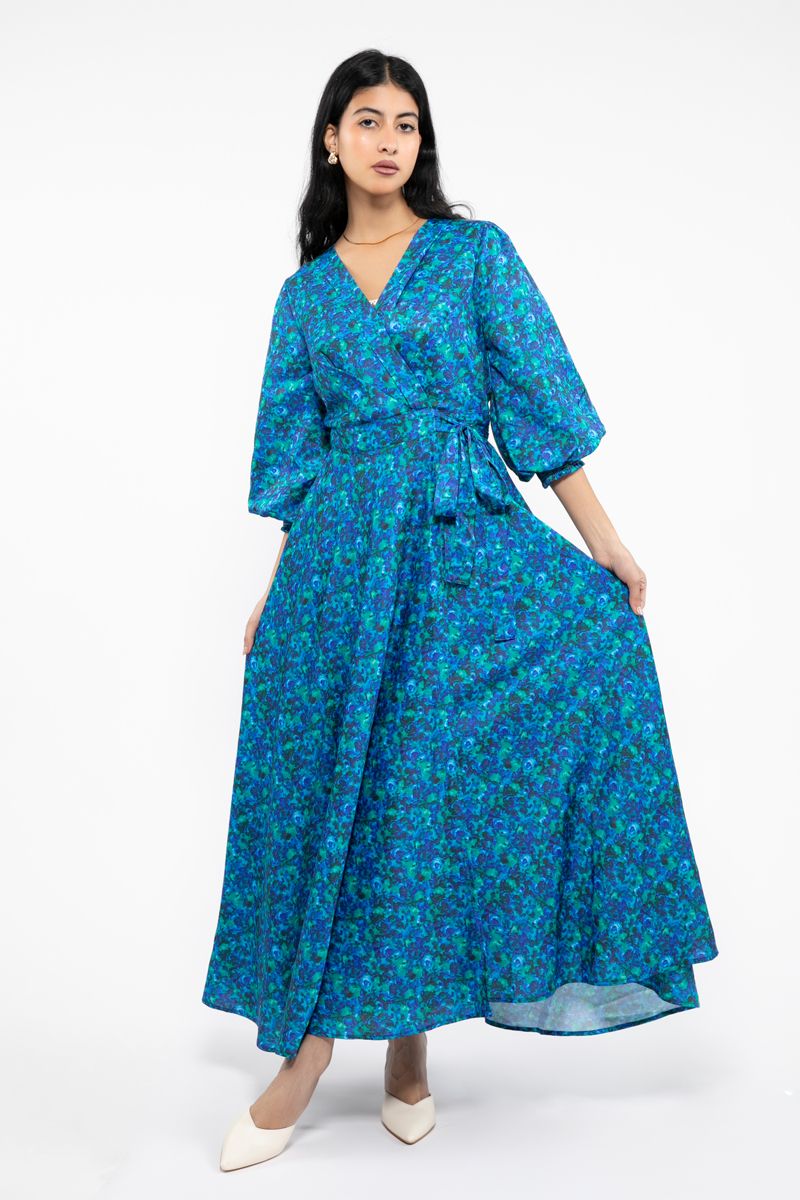 فستان نسائي ماكسي بنمط طبعات