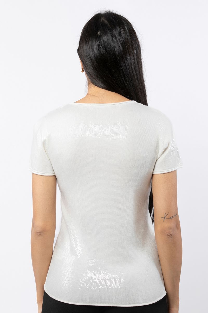 تيشيرت نسائية بنمط ترتر