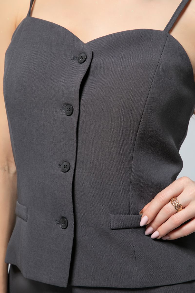 Sleeveless Buttoned Waistcoat - Effortless Style, Perfect Fit
