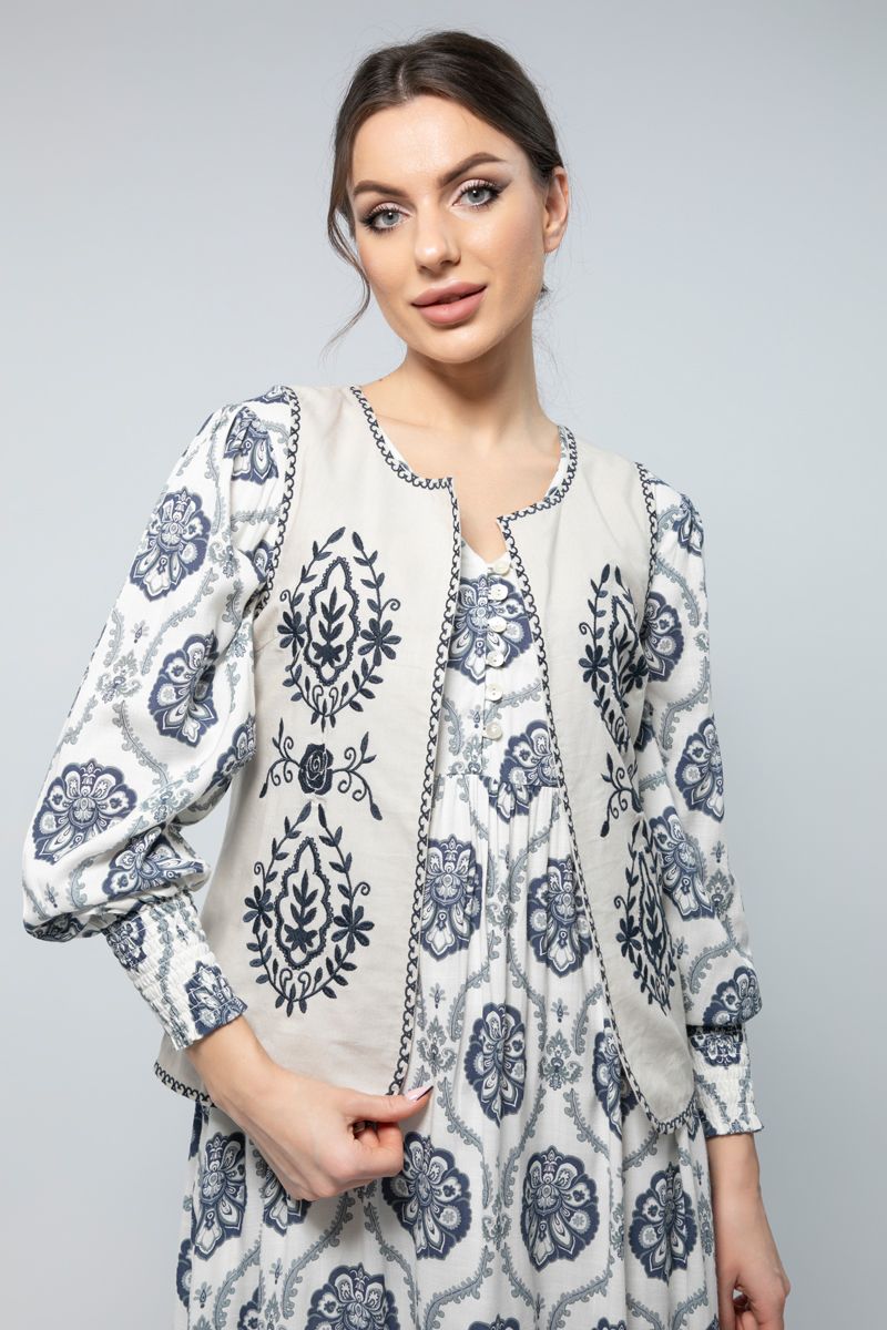 Sleeveless Vest/Waistcoat - A Touch of Sophistication