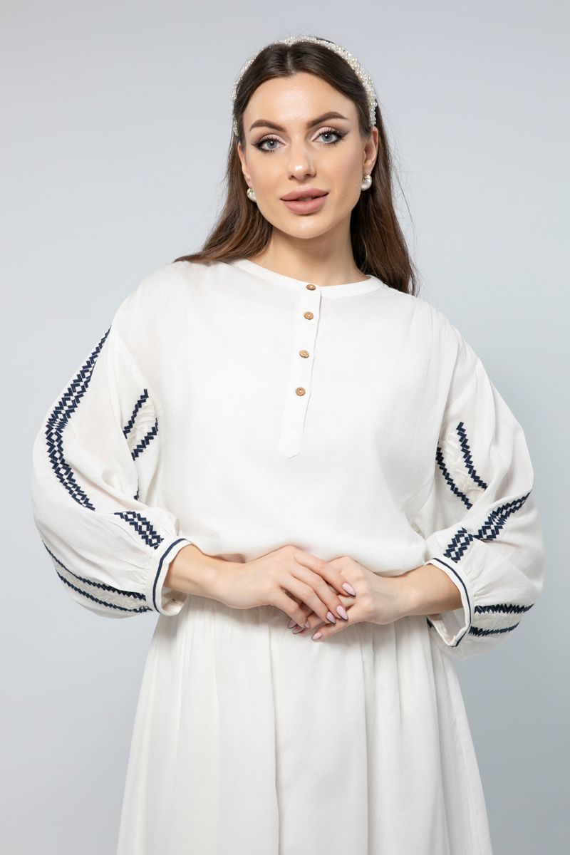 Long Sleeves Flowing Top - Detailed Embroidery for a Chic Touch