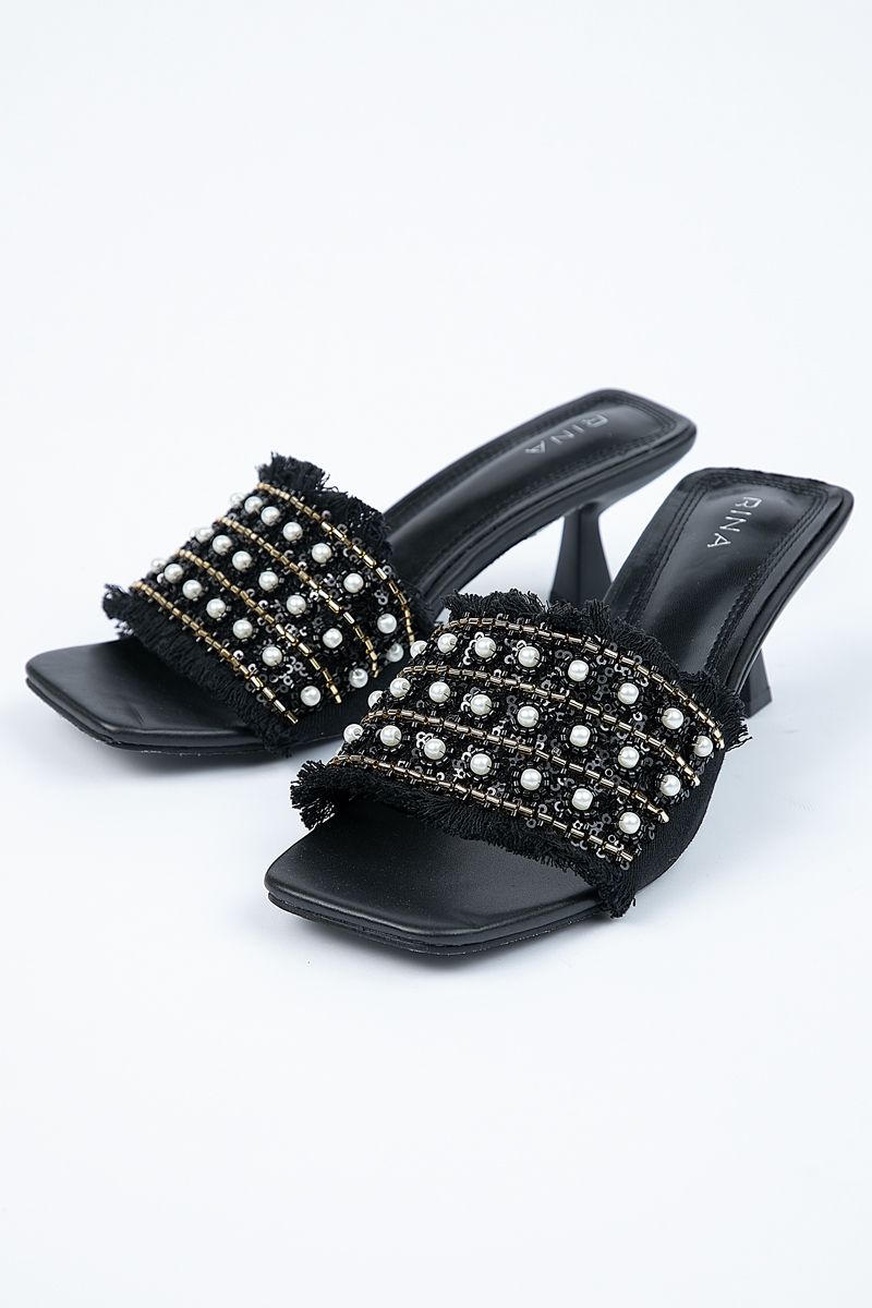 women sandal with high heel