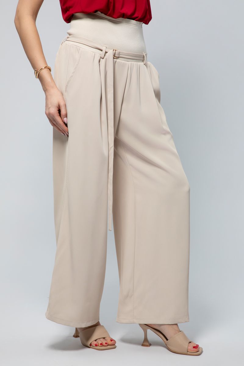 High-Waisted Flowy Pants - Effortless Style with a Tailored Twist
