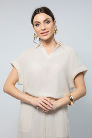 Flowy Short Sleeves Top - Classic Style with a Delicate Embroidered Touch