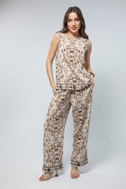 Flowly Wide-Leg Pants with Springfield Print - Style Meets Relaxation