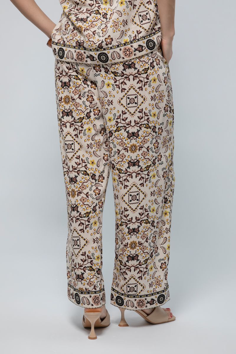 Flowly Wide-Leg Pants with Springfield Print - Style Meets Relaxation