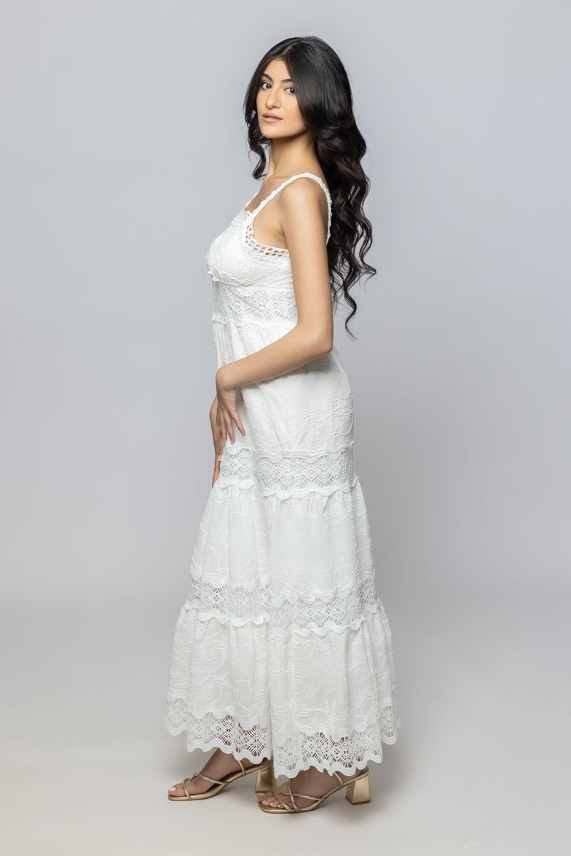 Women Sleeveless Summer Maxi Dress with Crochet and Embroidery Pattern