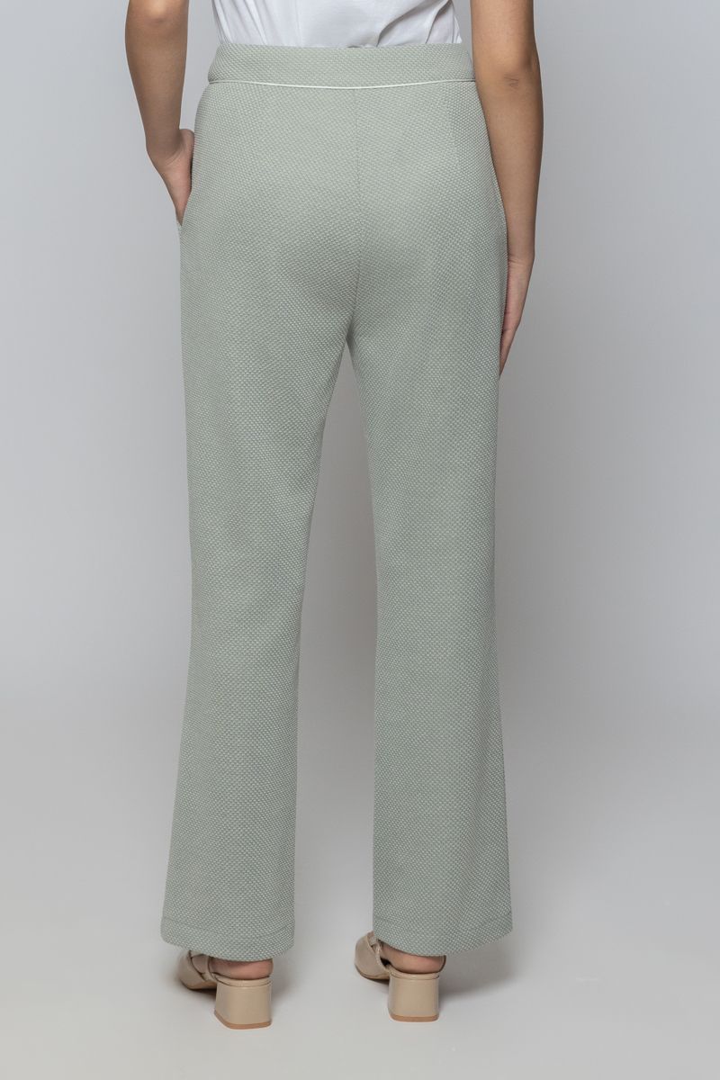 Women Classic Cut Pants