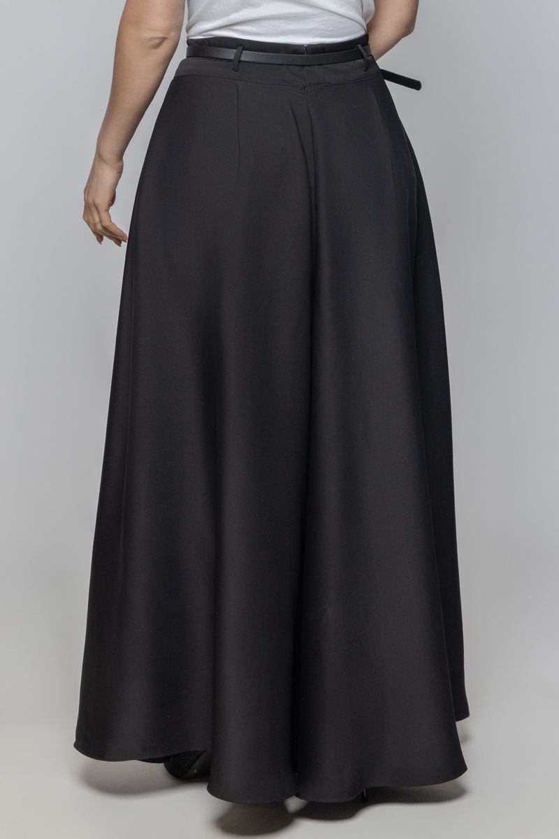 تنورة ماكسي نسائية بتصميم فضفاض