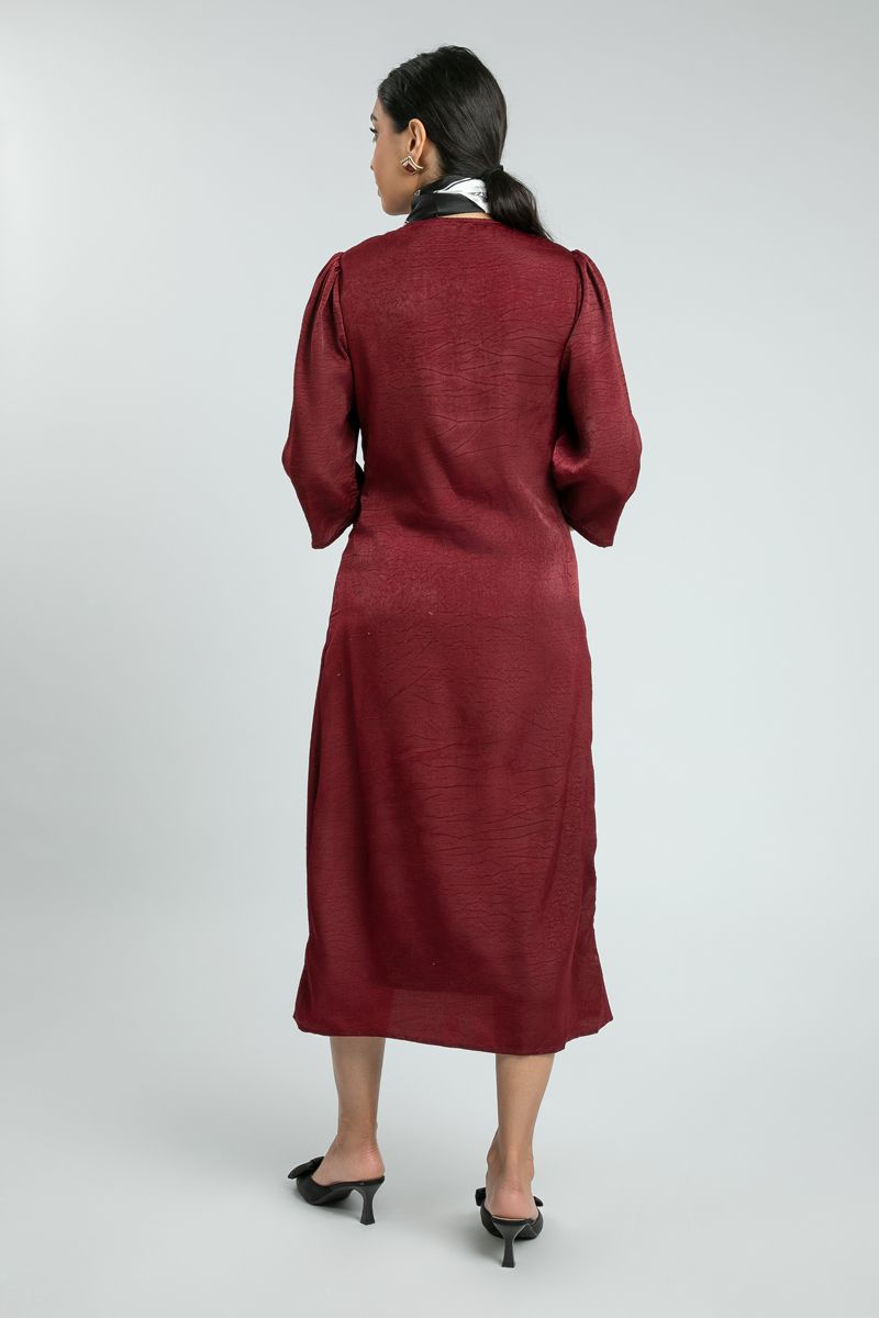 فستان نسائي ميدي بنمط منقوش