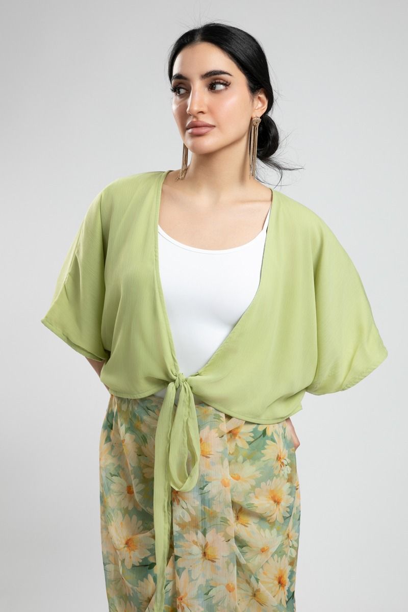 بلوزة نسائية بربطة أمامية – خفيفة وانسيابية