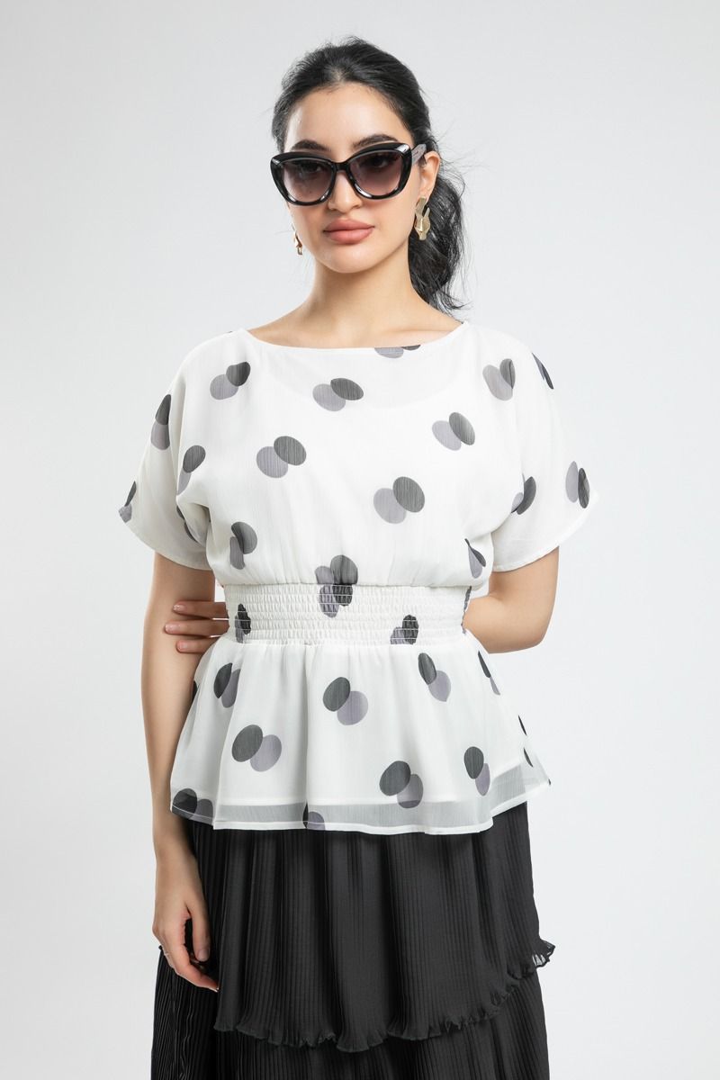توب صيفي بنقشة بولكا – أنوثة وانتعاش