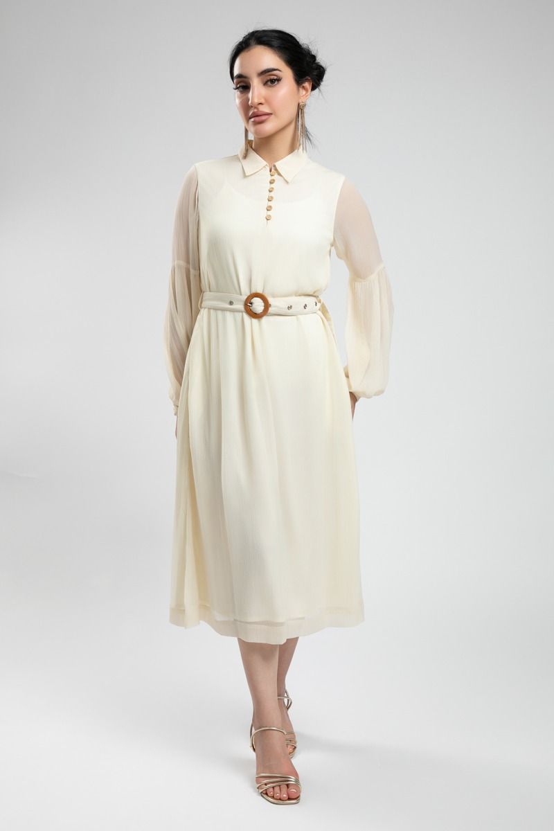 فستان ناعم بملمس أنيق – تصميم راقٍ يبرز القوام