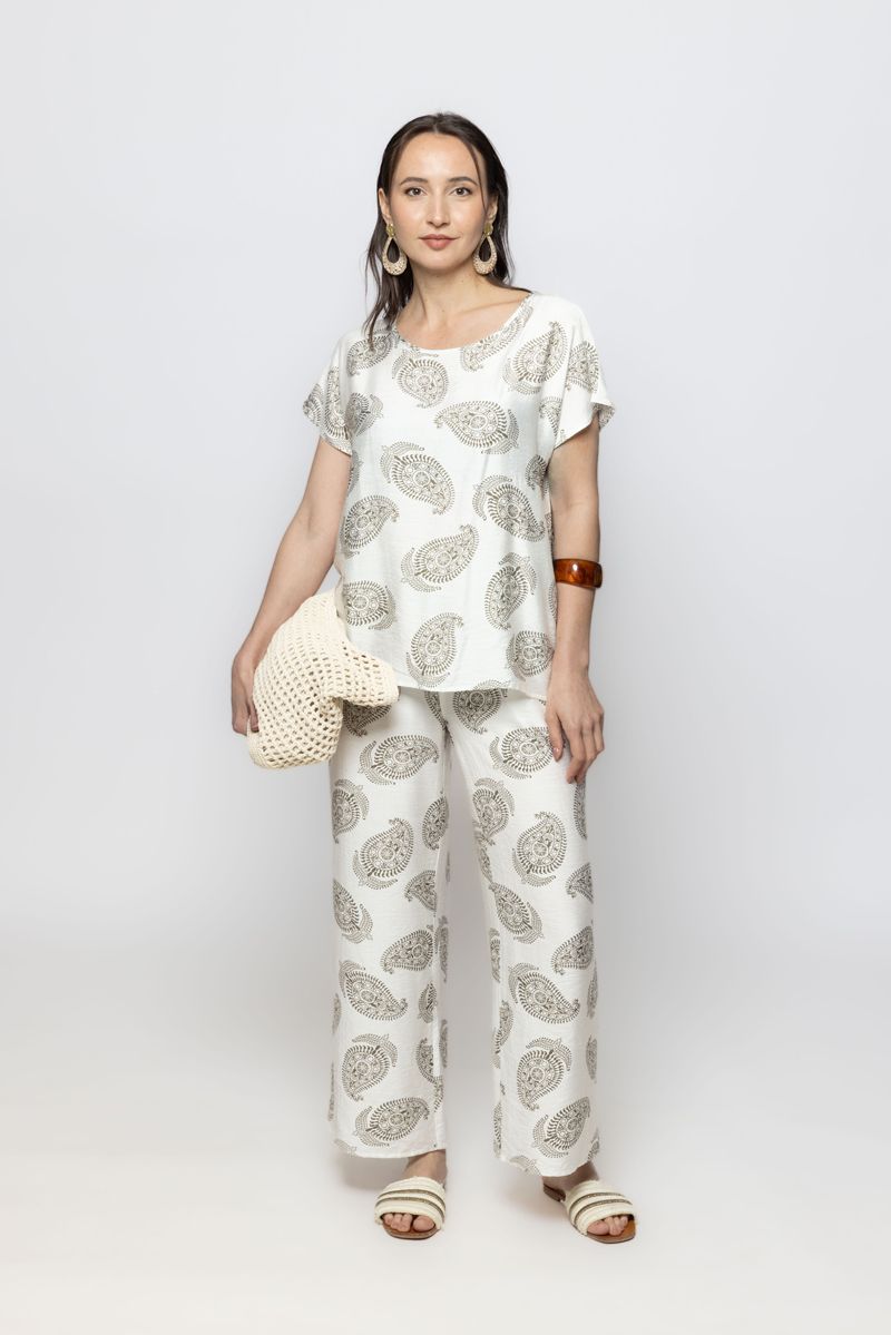 Women Short Sleeves Summer Top with Full Prints Pattern