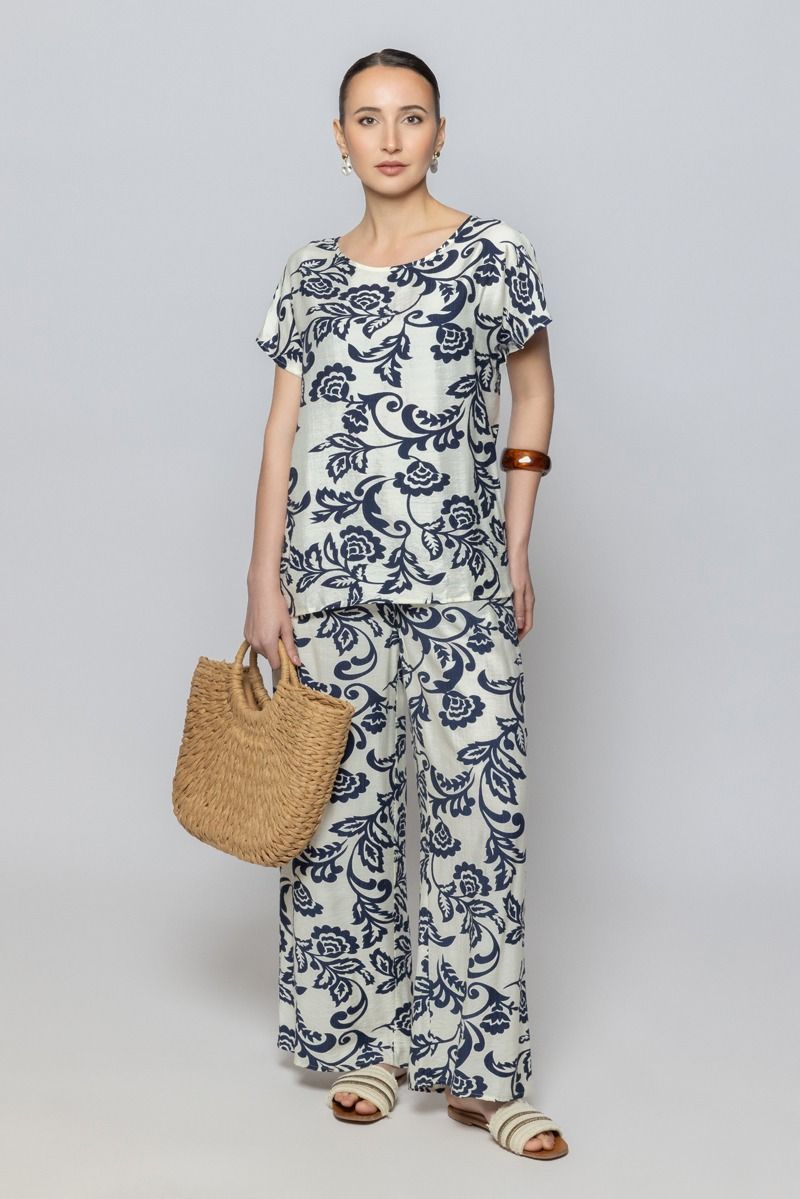 Women Short Sleeves Summer Top with Full Prints Pattern