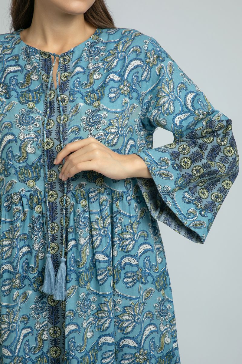 Flowy women Maxi Dress with full prints