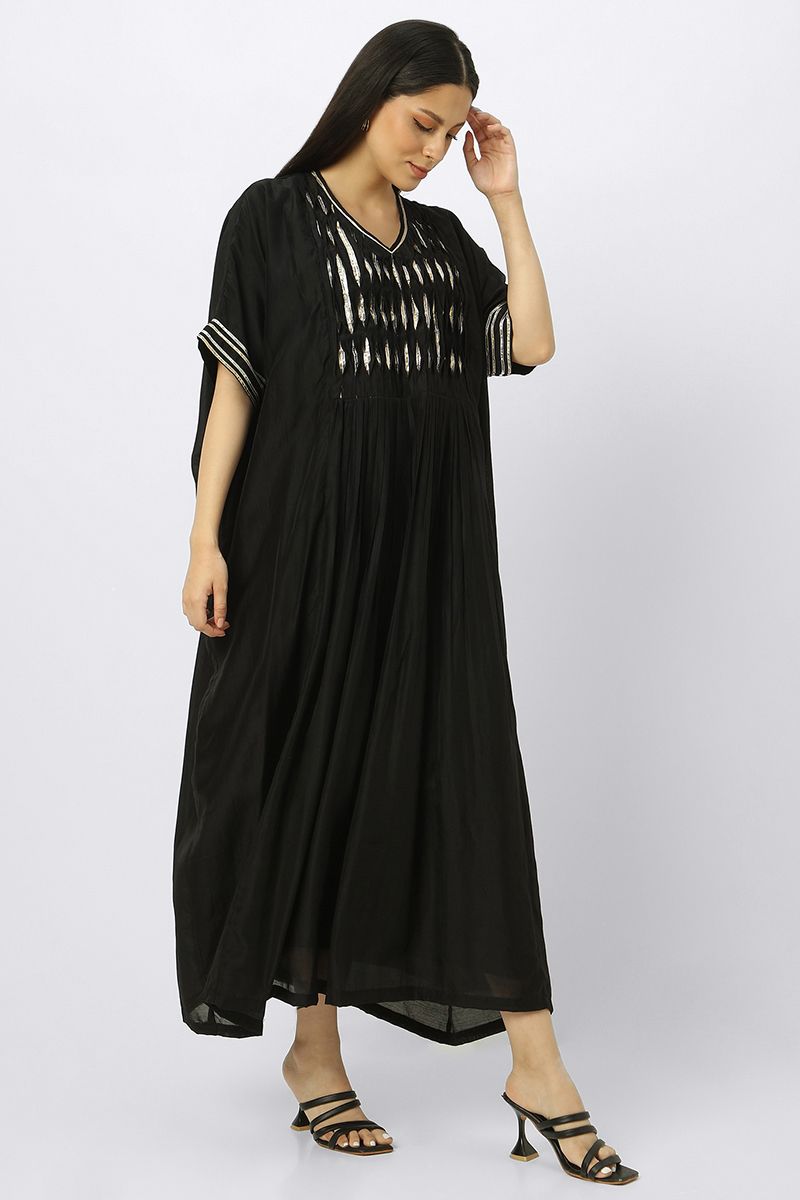 women jalabiya dress with metallic details