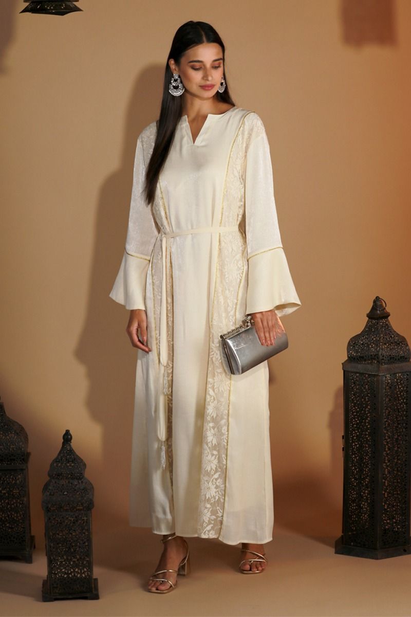 women maxi dress with dantel details