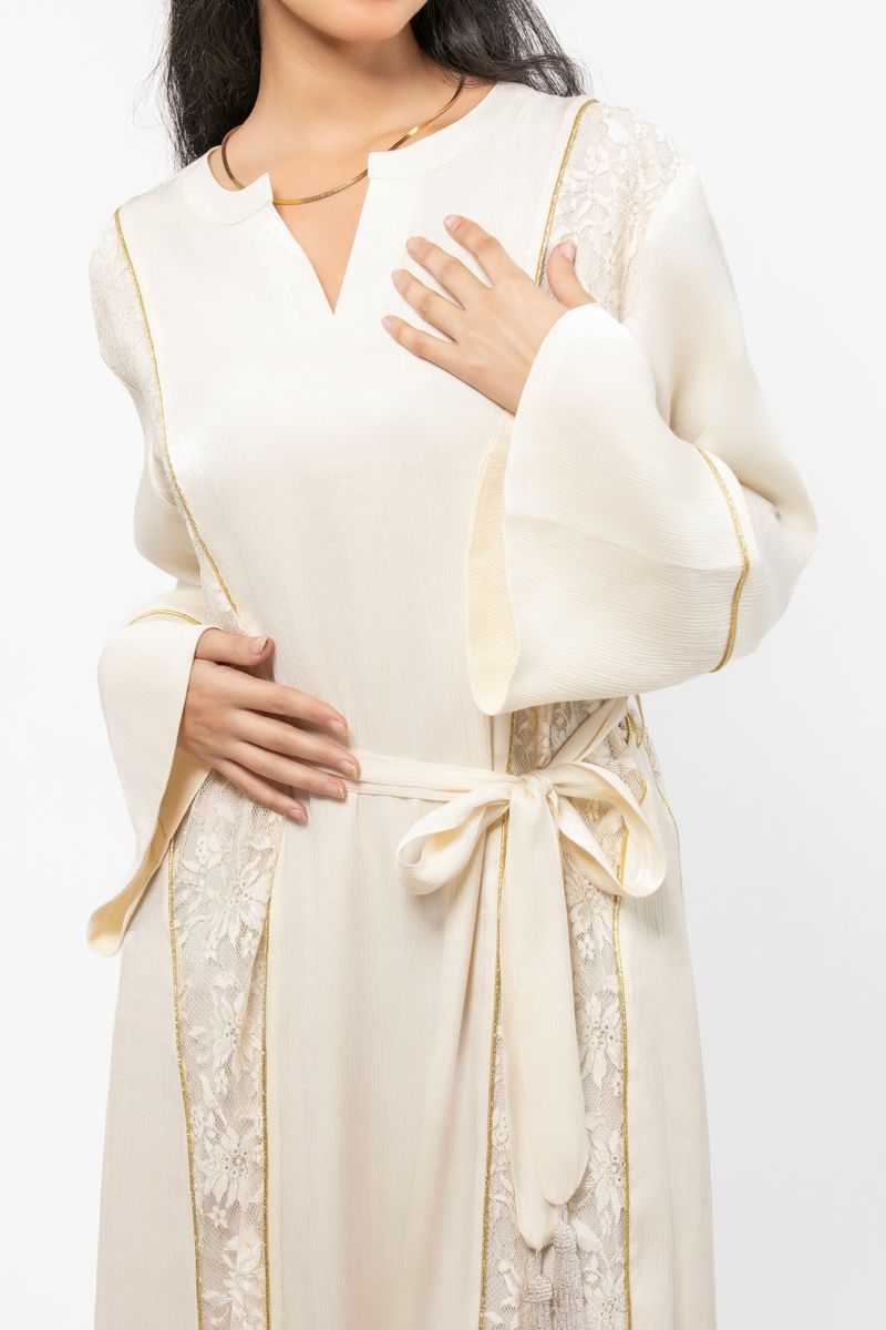 women maxi dress with dantel details