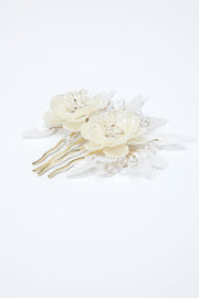 women hair accessory clip