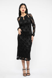 women dress with dantel pattern fabric