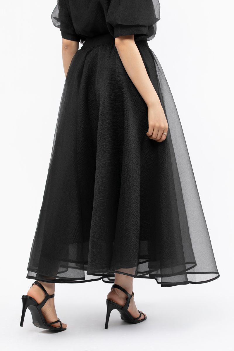 تنورة نسائية طبقات مكشكشة