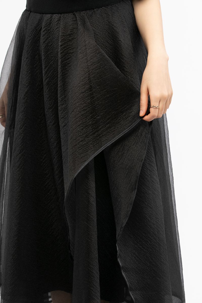 تنورة نسائية طبقات مكشكشة