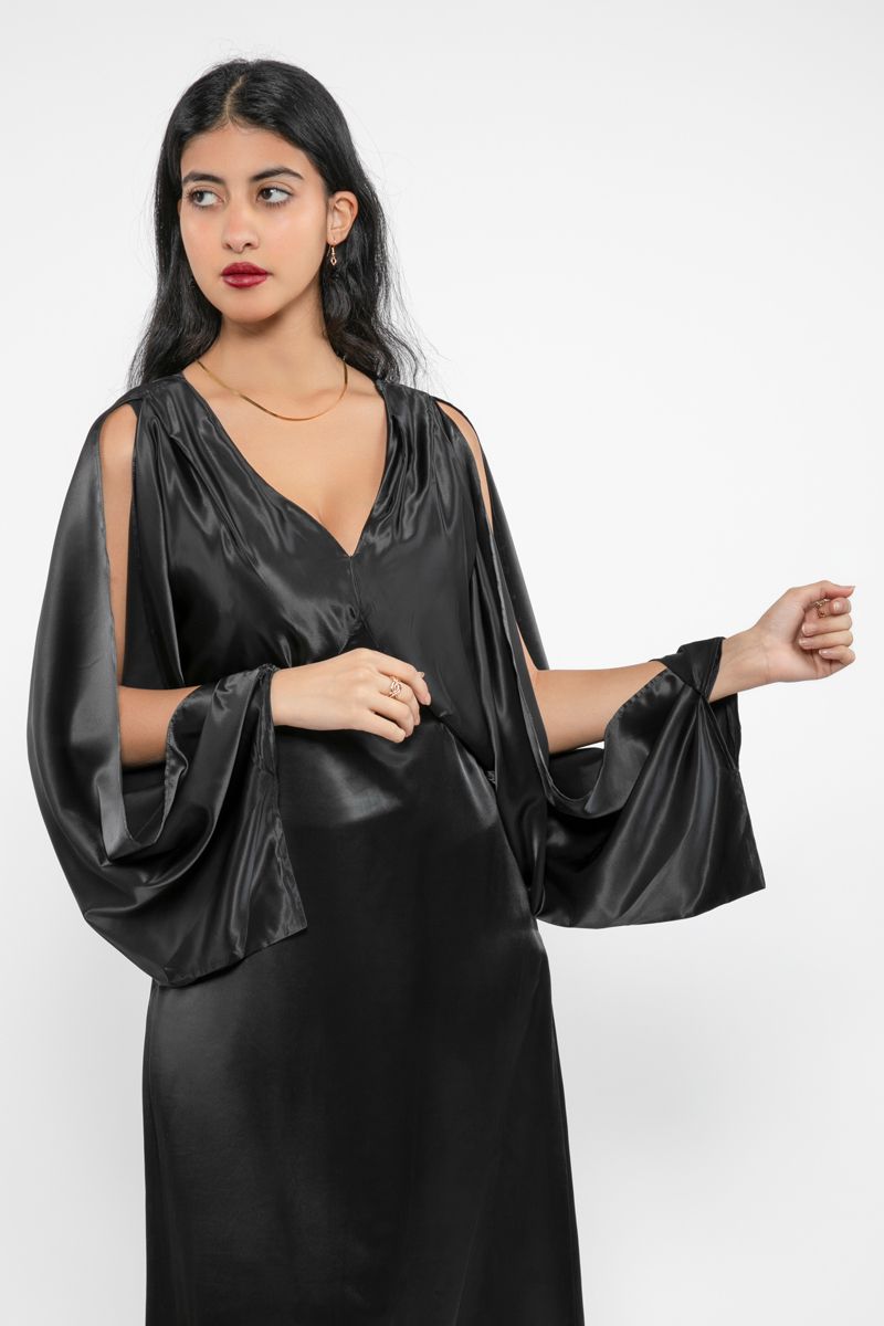 women dress with slice sleeves