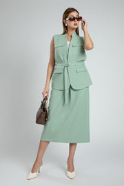 Elegant Midi Skirt with Waist Belt