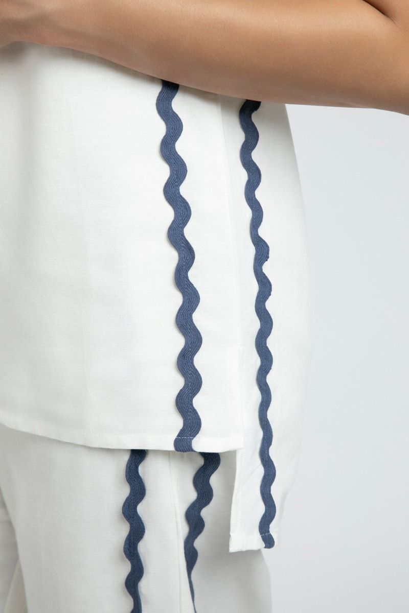 Asymmetrical Sleeveless Blouse for Women