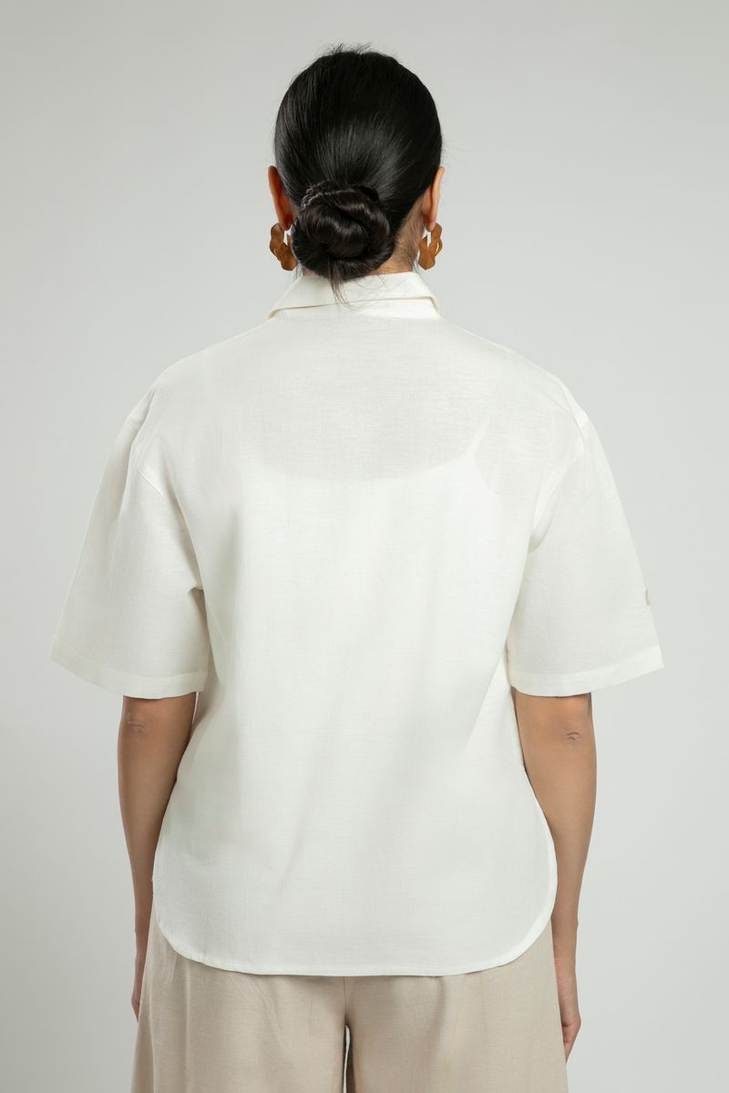 Short Sleeve Shirt with Embroidered Details