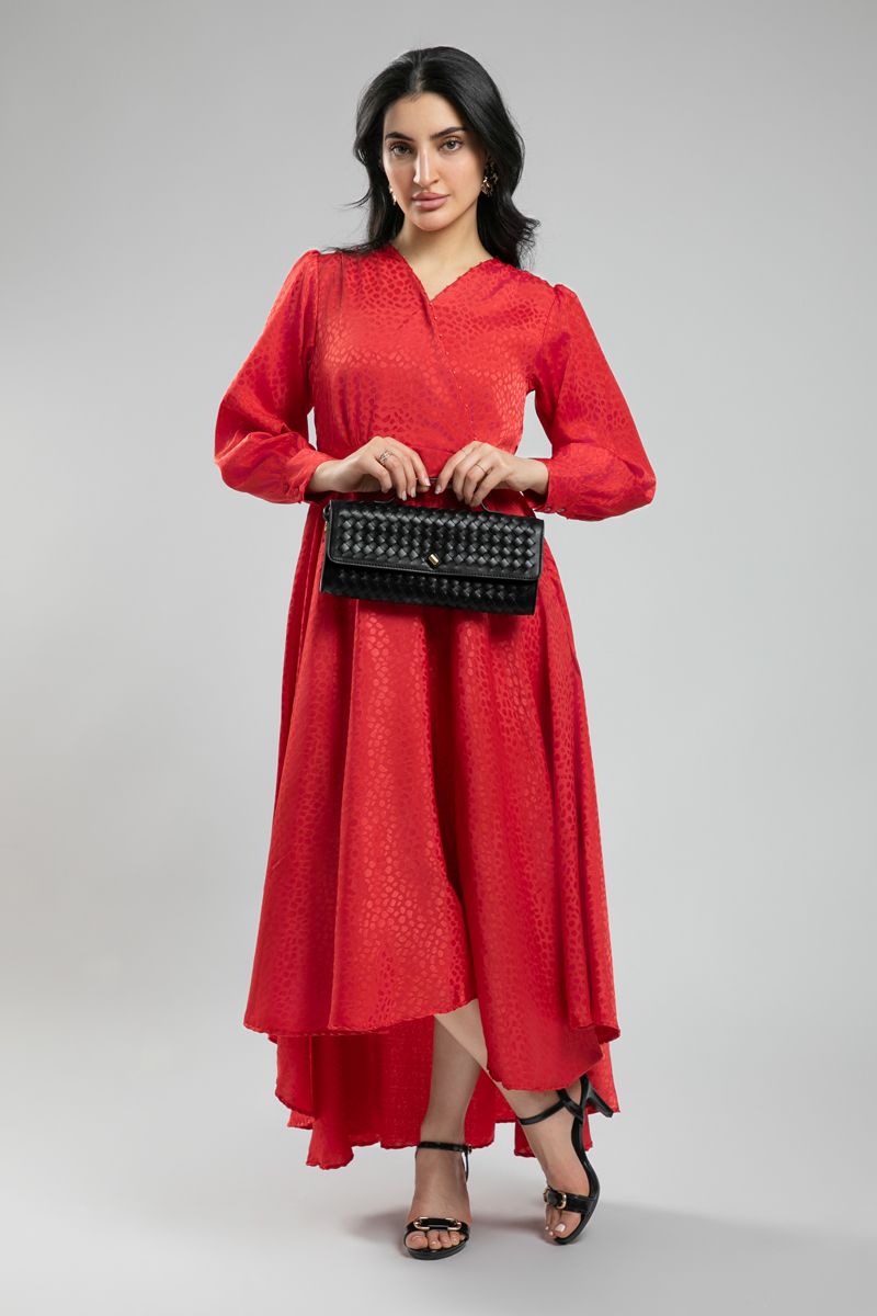 فستان نسائي ساتان طويل بأكمام طويلة - قصة غير متساوية ونقشة ناعمة