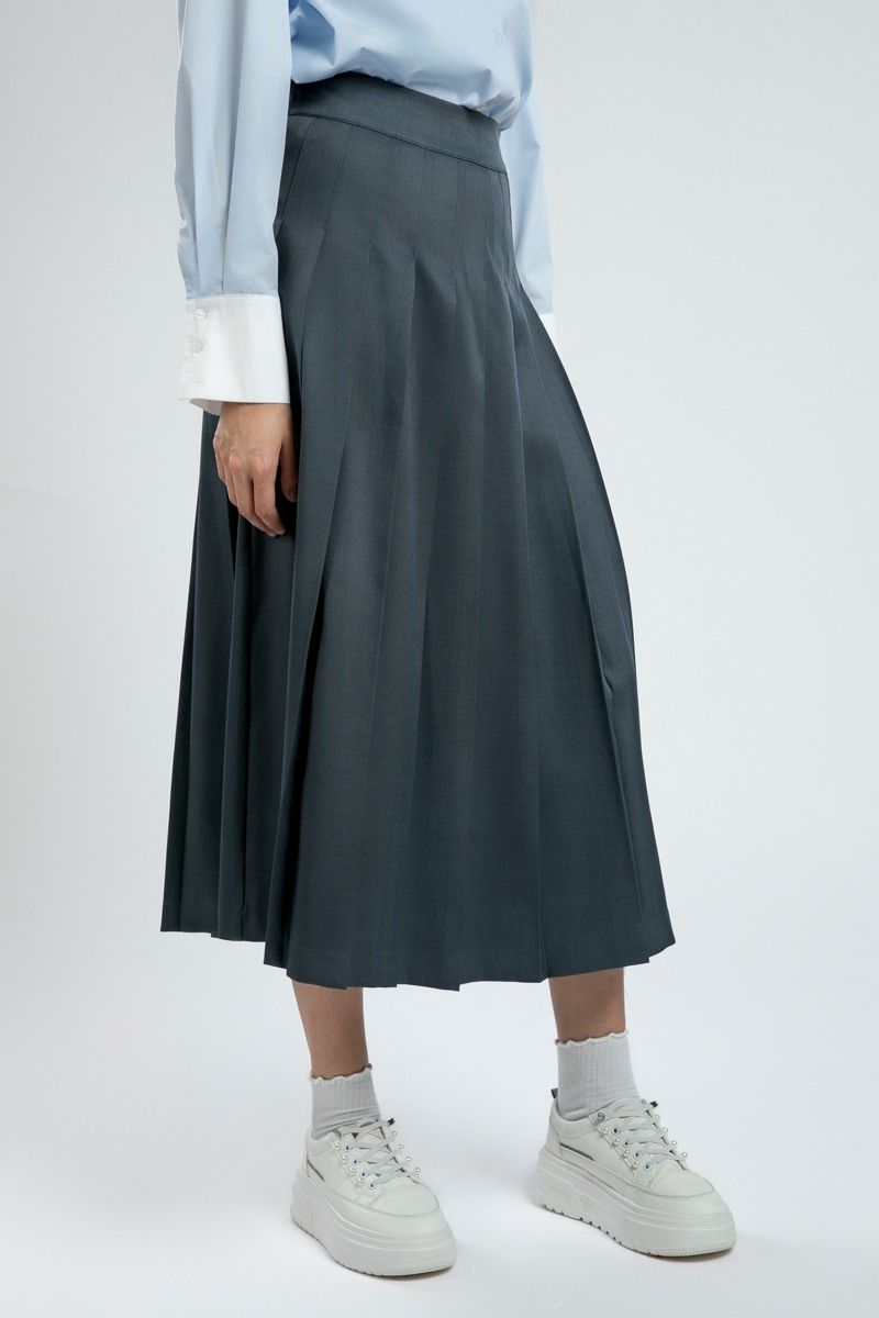 Flowy Pleated Midi Skirt