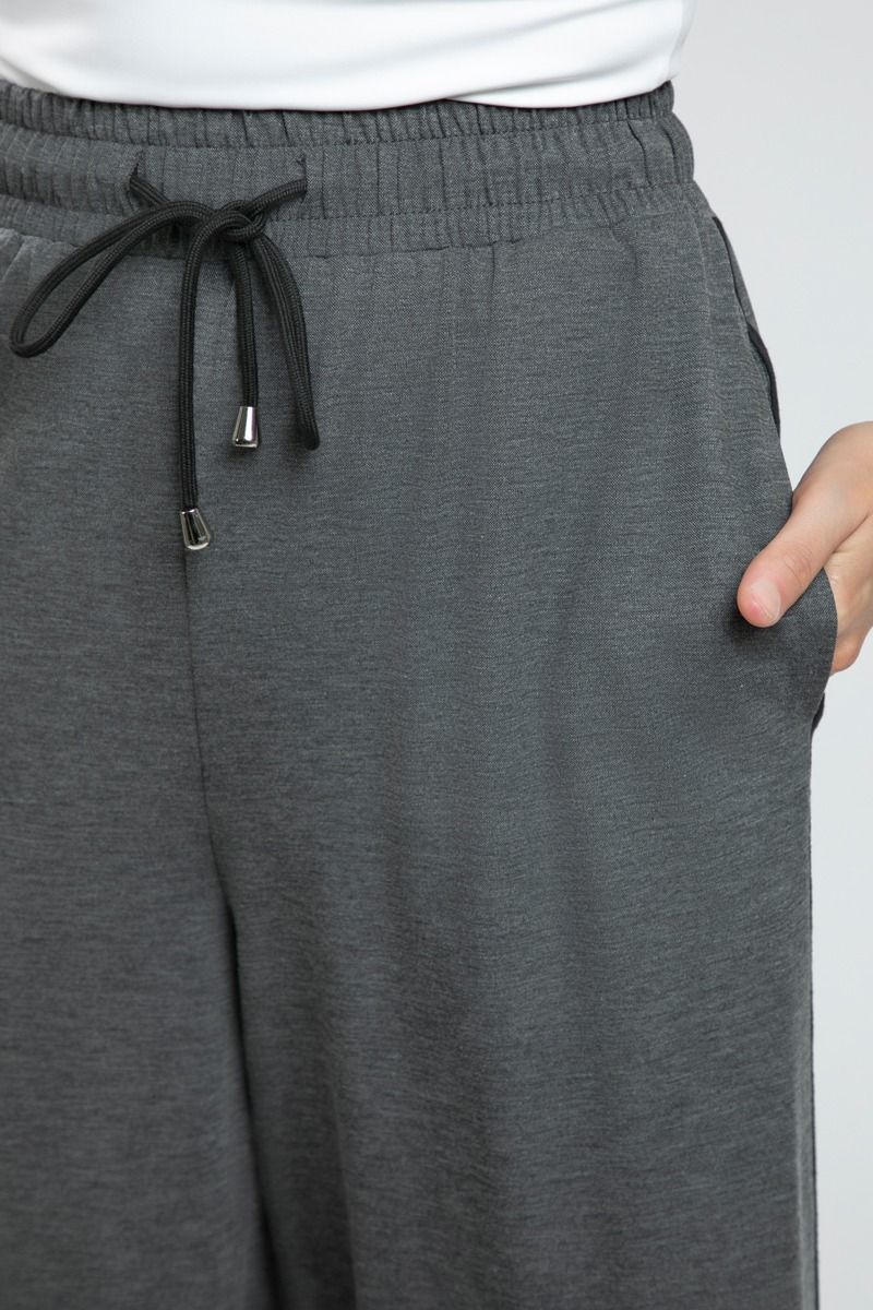 Wide Leg Sweatpants with Side Line