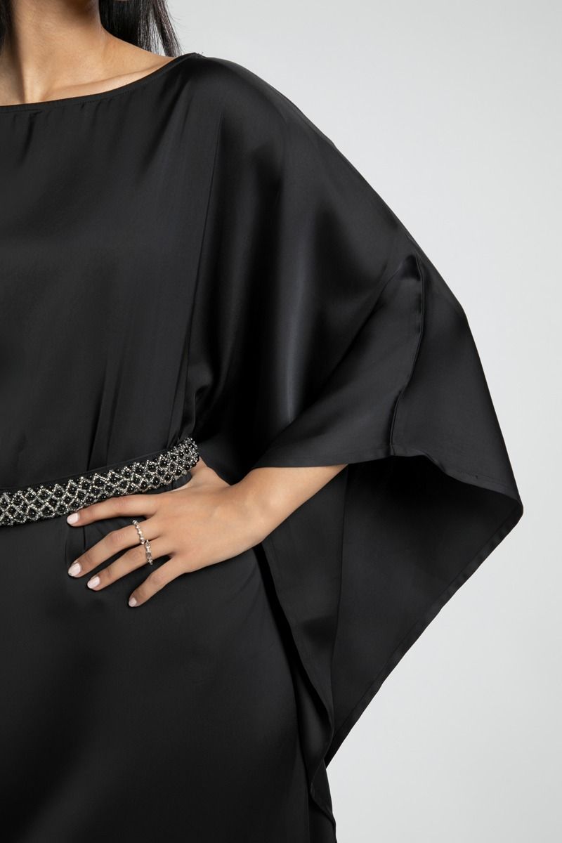 Evening Dress with Elegant Waist Detail