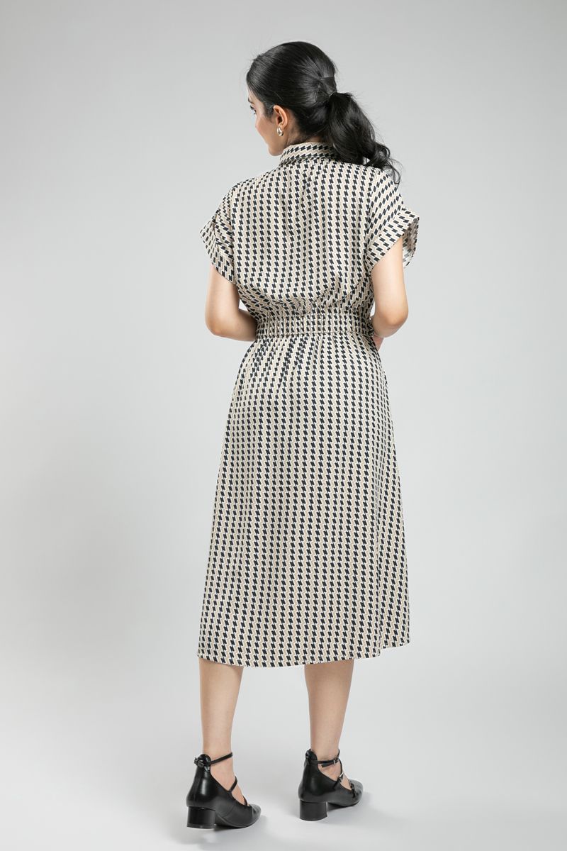Women's Short Sleeve Midi Shirt Dress - Full Printed Pattern