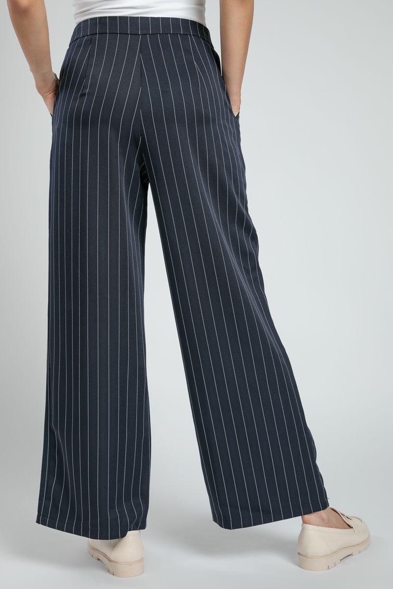 بنطلون نسائي واسع رسمي مخطط