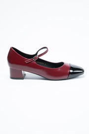 Women's Heeled Shoes - Classic Contrast Elegance