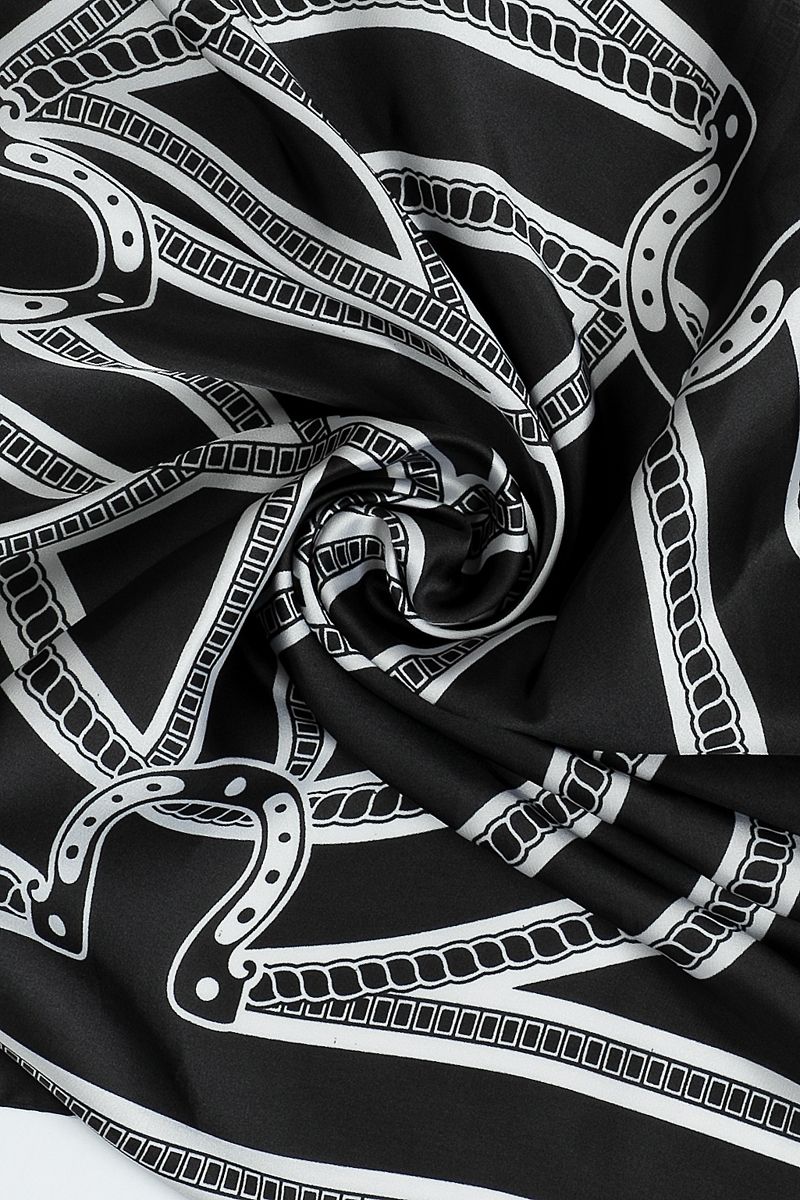 Square Silk Feel Foulard