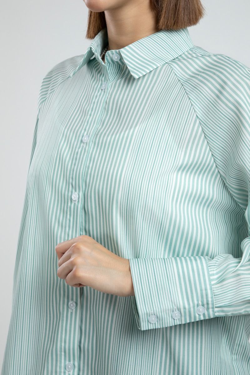 قميص نسائي صيفي مخطط بأكمام طويلة