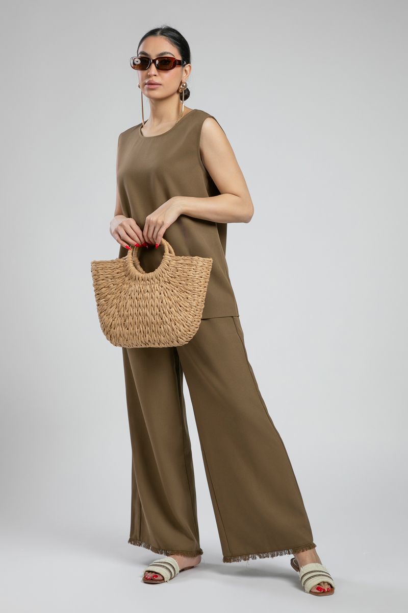 Sleeveless Top with Back Zipper