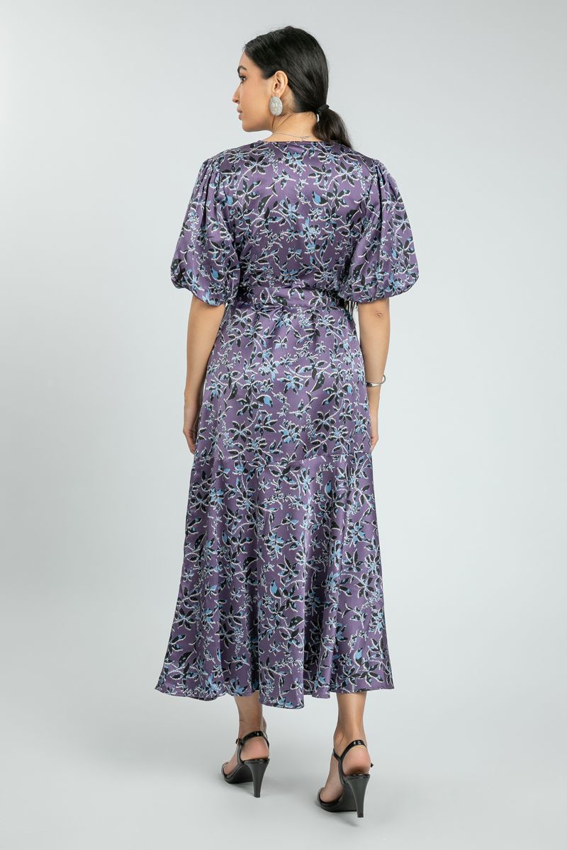 فستان نسائي ماكسي أنيق مطبّع