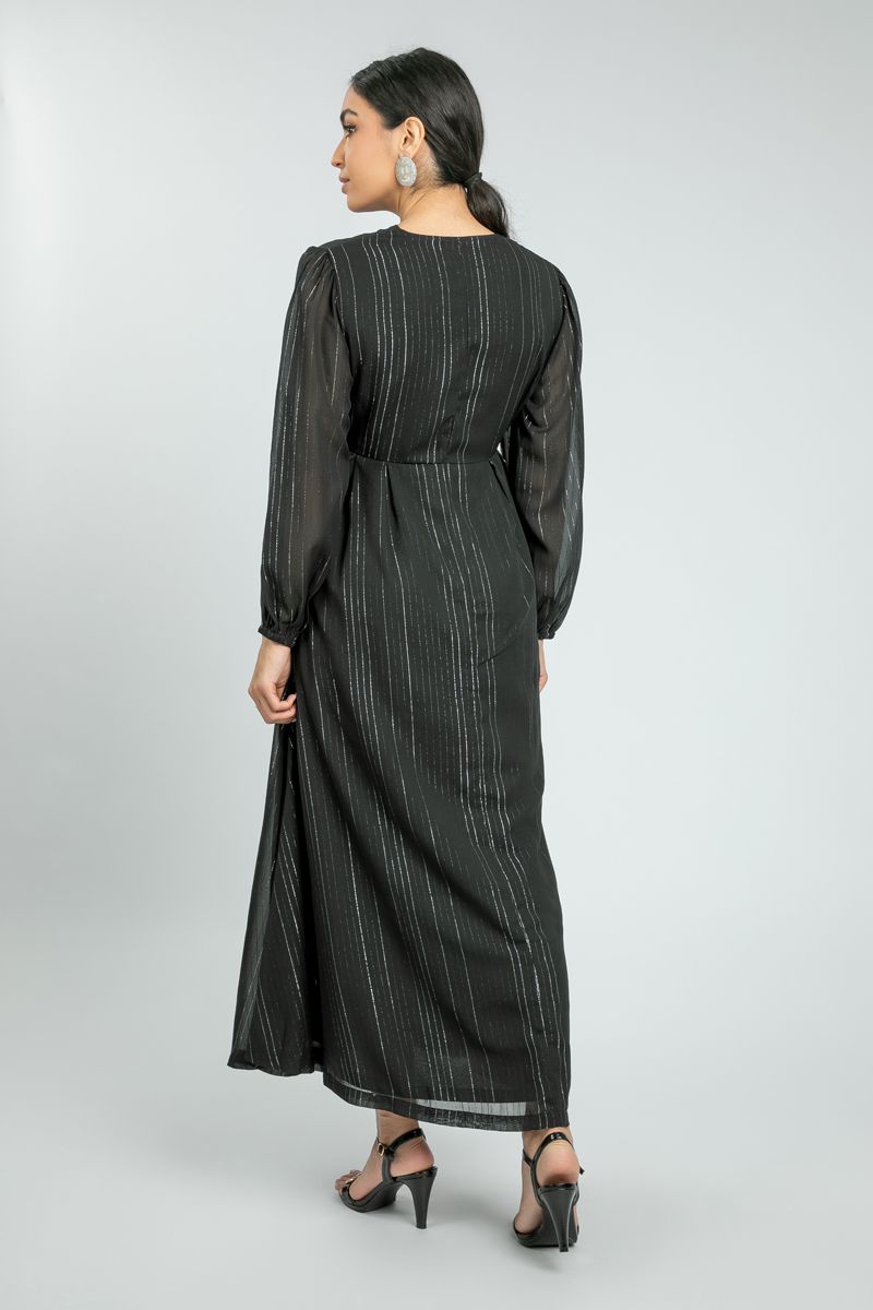 فستان نسائي ماكسي أنيق بخيوط معدنية