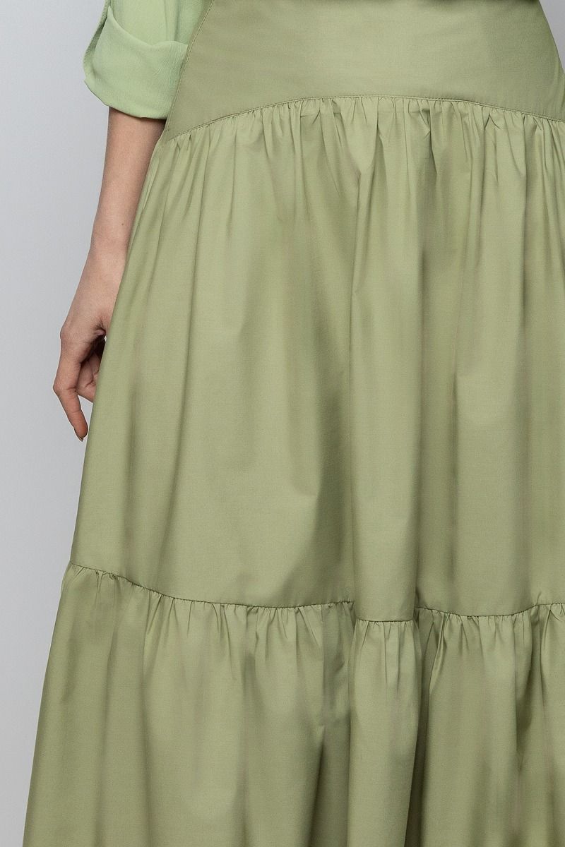 تنورة ماكسي واسعة – أناقة ناعمة وانسيابية